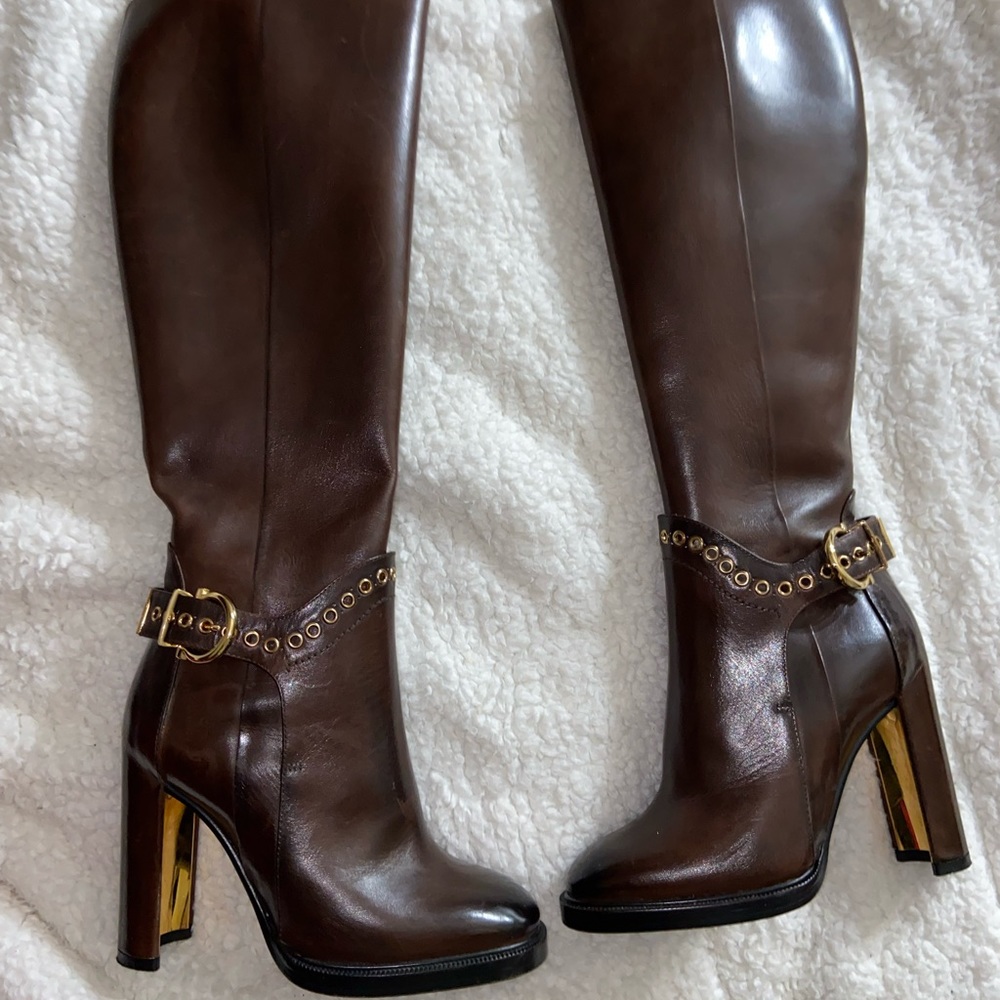 Ferragamo women’s nadix leather buckle boots